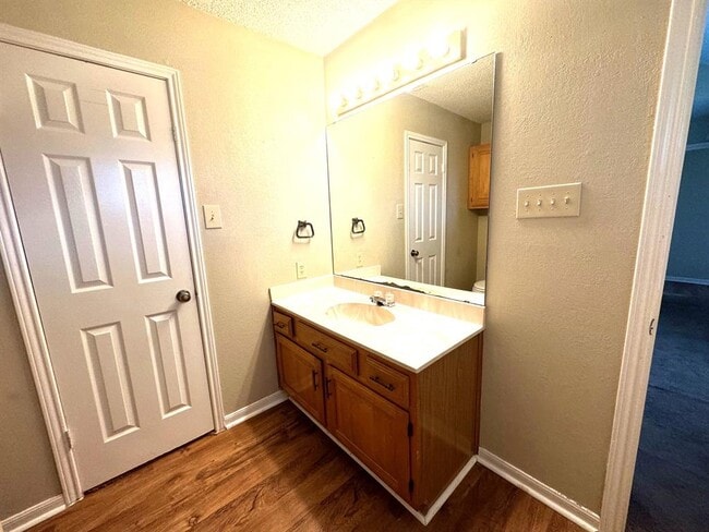 Building Photo - 117 Quail Cove