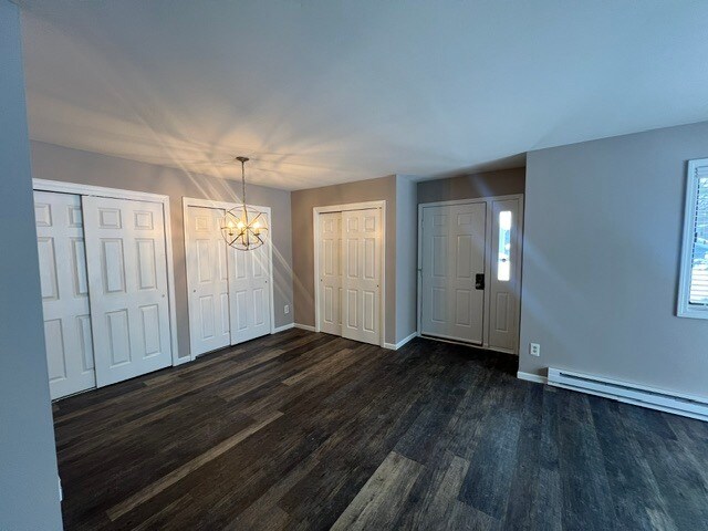 Dinette/Entry - 642 Dundee Ln