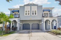 Building Photo - 502 S Albany Ave