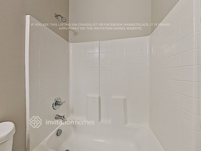 Building Photo - 18357 W Via Del Sol