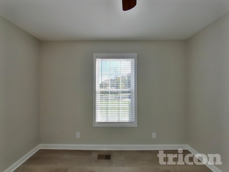 Building Photo - 504 Aurelia Lynn Dr