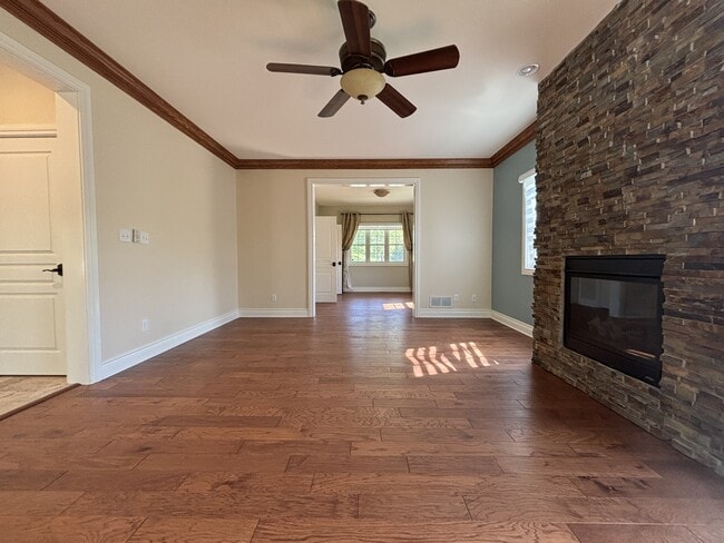Building Photo - 116 Marco Polo Dr