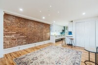 Building Photo - 209.5 4th St