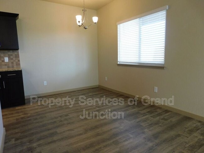 Building Photo - 590 Treviso Ct