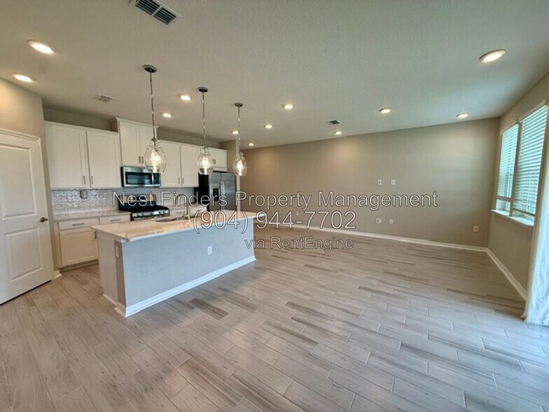 Building Photo - 284 Cherry Elm Dr