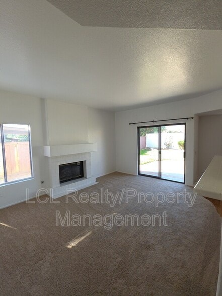 Building Photo - 35325 Billie Ann Rd