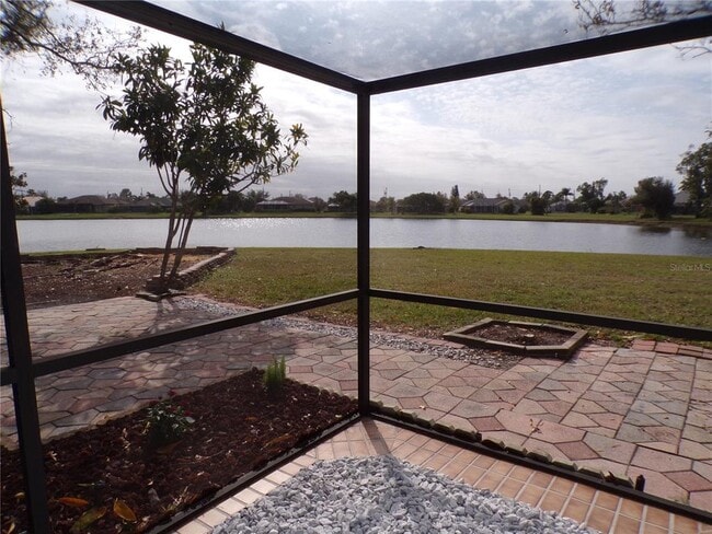 Building Photo - 2437 Greenland Ct