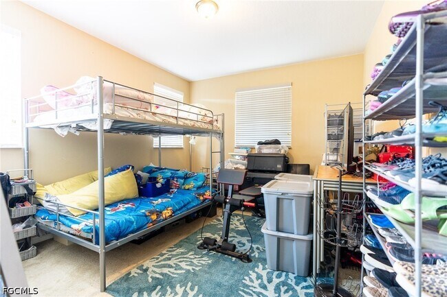 Building Photo - 8713 Pegasus Dr