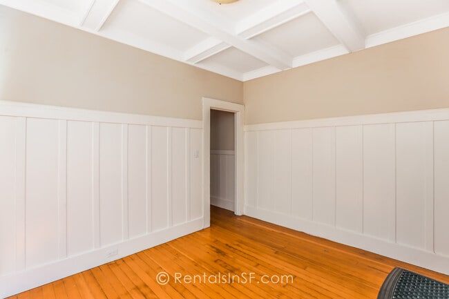 Building Photo - 360 Locust St