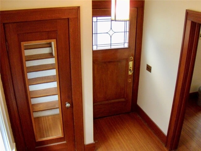 Building Photo - 51 Elmerston Rd