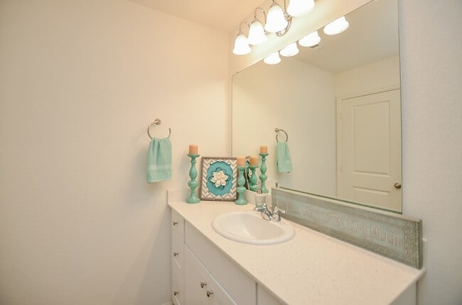 Building Photo - 1025 Long Bay Ct