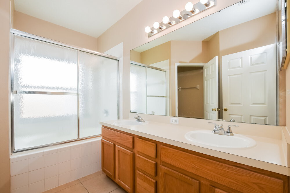 Building Photo - 2765 Falcon Crest Pl