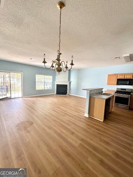 Building Photo - 3871 Pleasant Oaks Dr