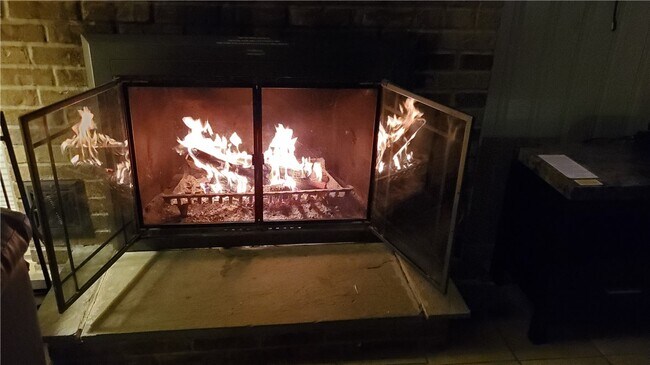 Building Photo - 7594 2nd St