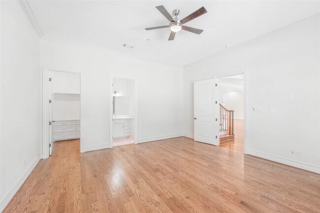 Building Photo - 201 Mayerling Dr