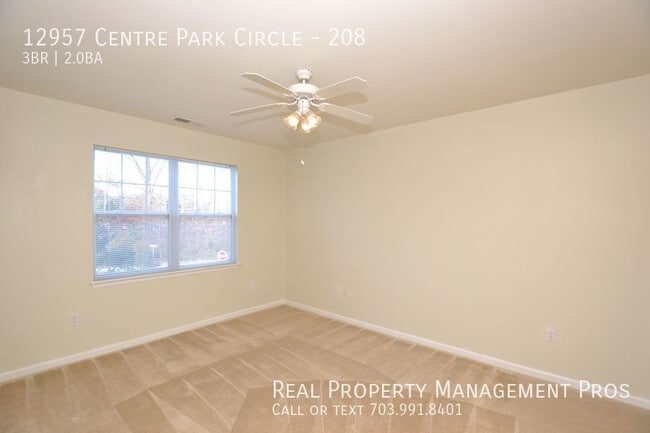 Building Photo - 12957 Centre Park Cir