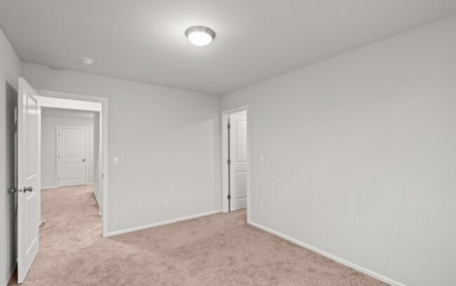 Building Photo - Like-New Amazing 4 bedroom property in Sultan, WA