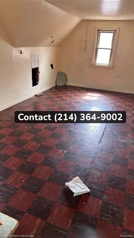 Building Photo - 15047 Lesure St