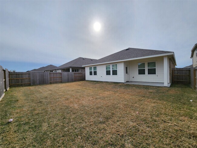 Building Photo - 8430 Bay Rdg Cir