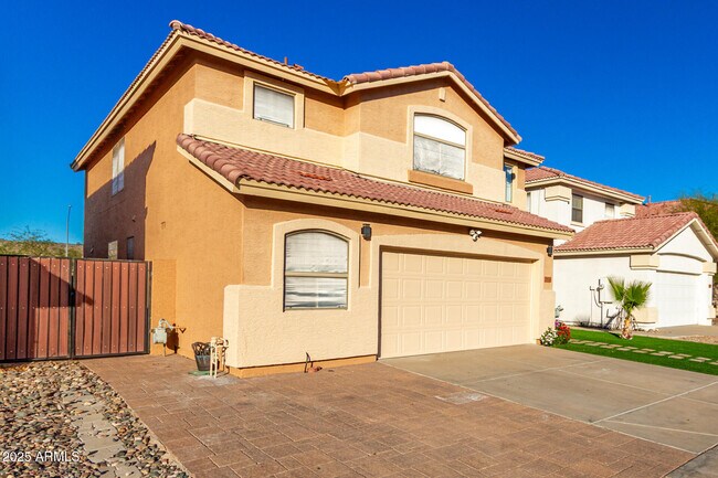 Building Photo - 3726 W Villa Linda Dr