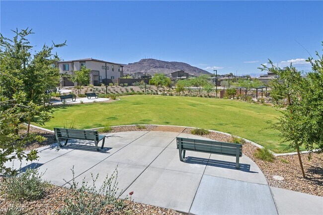 Building Photo - 282 Mount Steel Ave