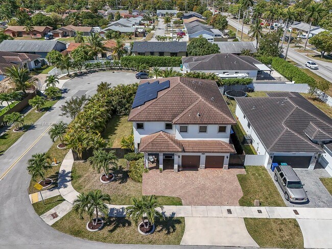 Primary Photo - 16820 SW 109th Pl