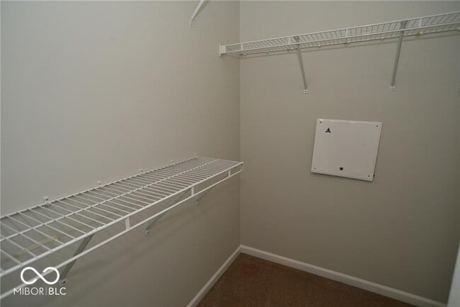 Building Photo - 5742 Cantigny Way N