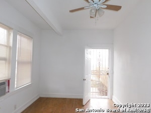 Building Photo - 1521 Hays St