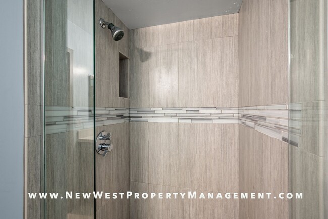 Building Photo - Kellogg Beach 2 Bedroom at Park La Playa! ...