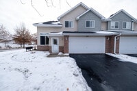 Building Photo - 557 French Ln