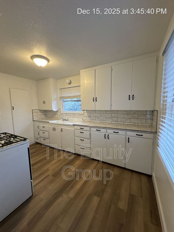 Building Photo - 706 N Jacob St