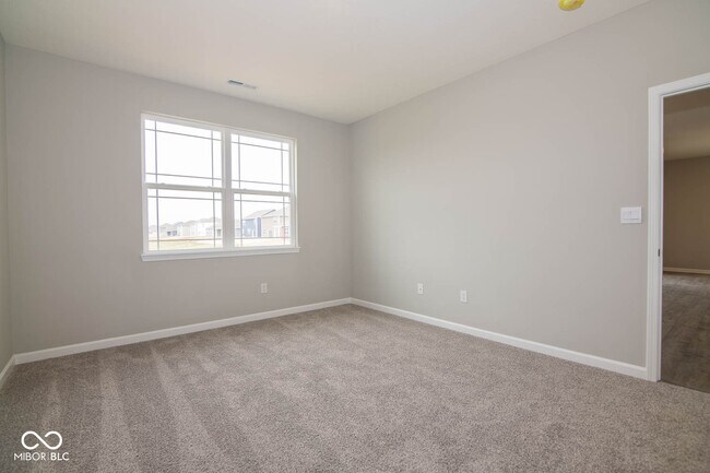 Building Photo - 876 Downey Ln