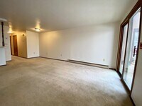 Building Photo - Cozy 1 Bedroom 1 Bath Lower Apartment W/Garage & Coin-Op Laundry!