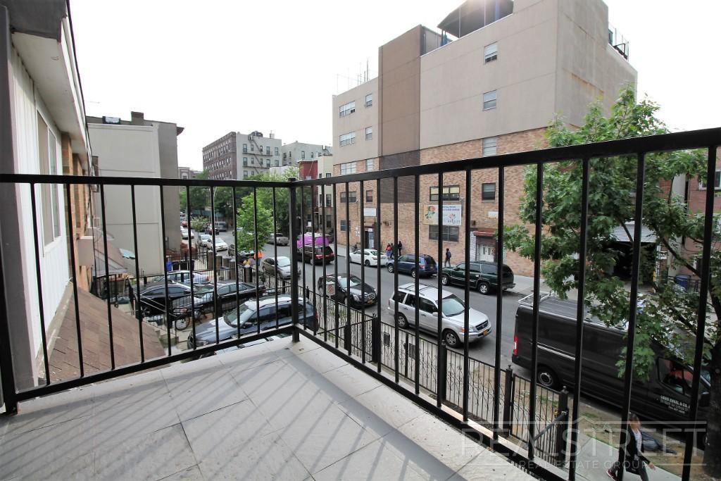 Building Photo - Stunning 2 BED w/ Balcony in Bushwick!