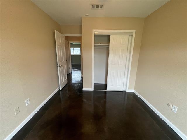 Building Photo - 10157 Peppertree Ln