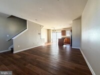 Building Photo - 1005 Sithean Way