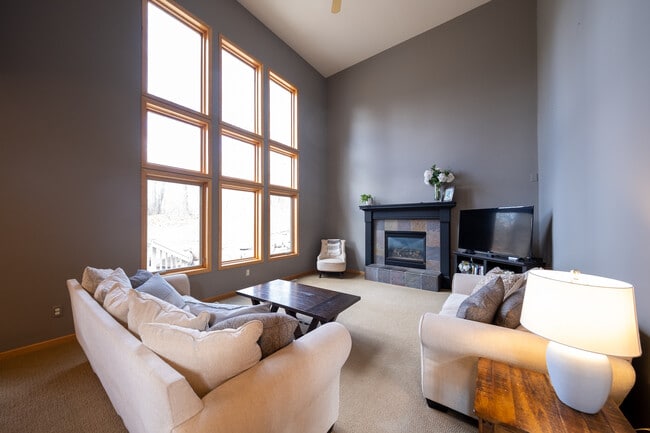 Building Photo - 7122 Harrison Hill Trail