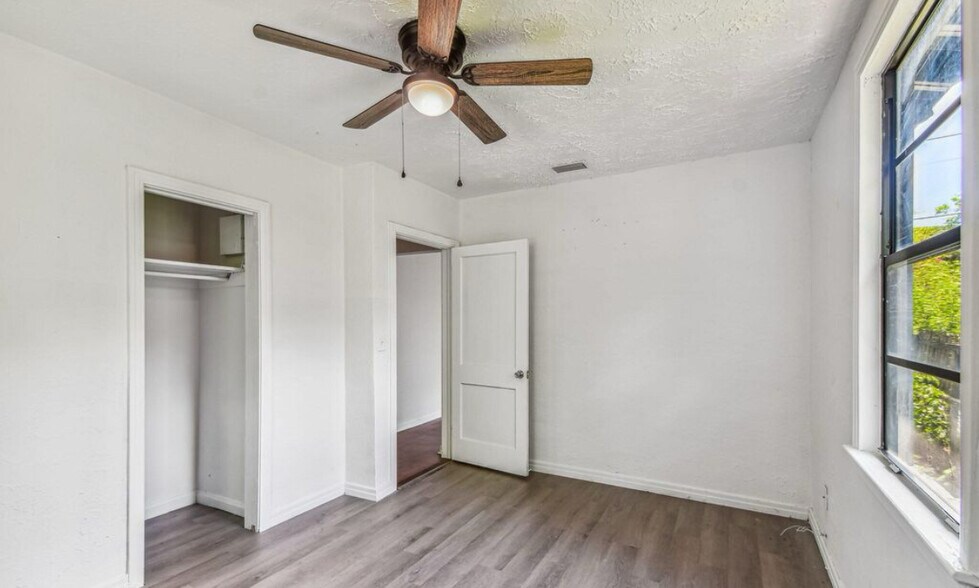 Building Photo - 1176 Dancy St