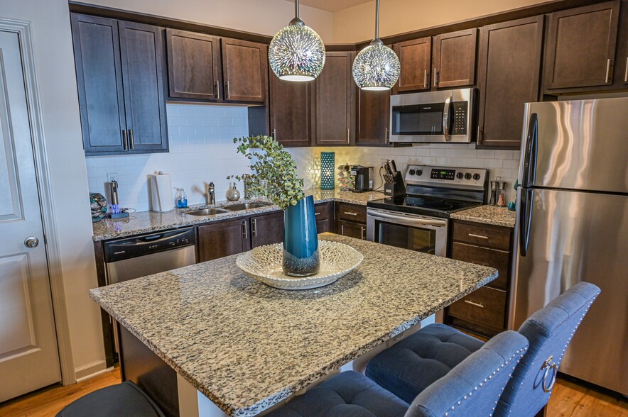 Guest Suite Kitchen at Belle Meade Apartments in Wilmington, NC - Belle Meade