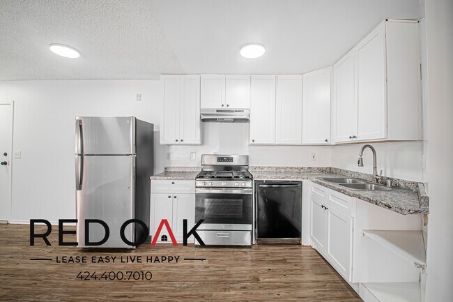 Building Photo - 134 Mariposa Ave