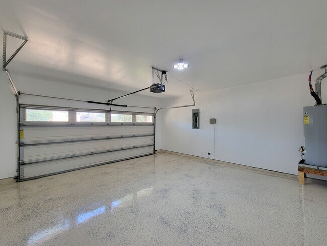 Building Photo - 24534 San Pellino Dr