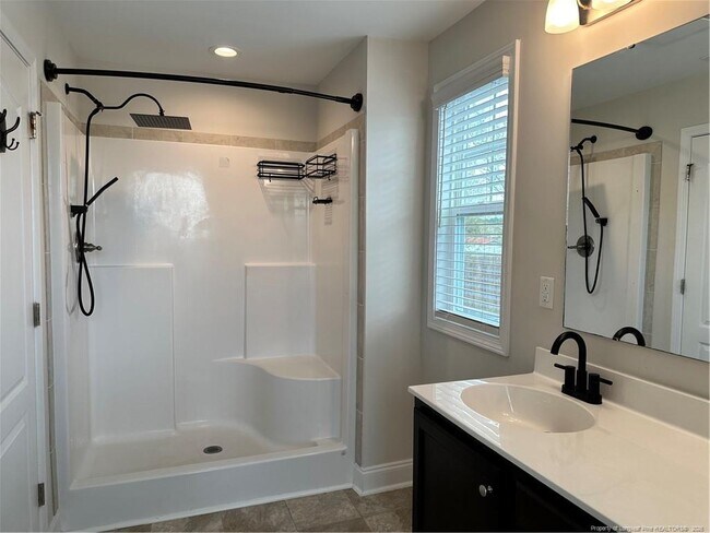 Building Photo - 137 Ledford Ave