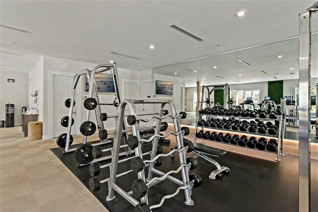 Building Photo - 5127 Tobermory Way