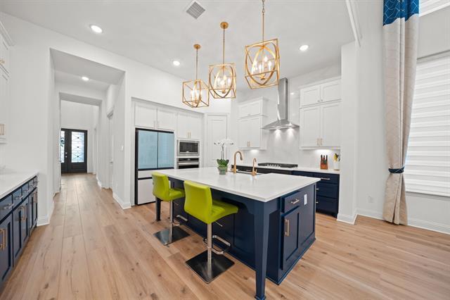 Building Photo - 8213 Legacy Oak Dr