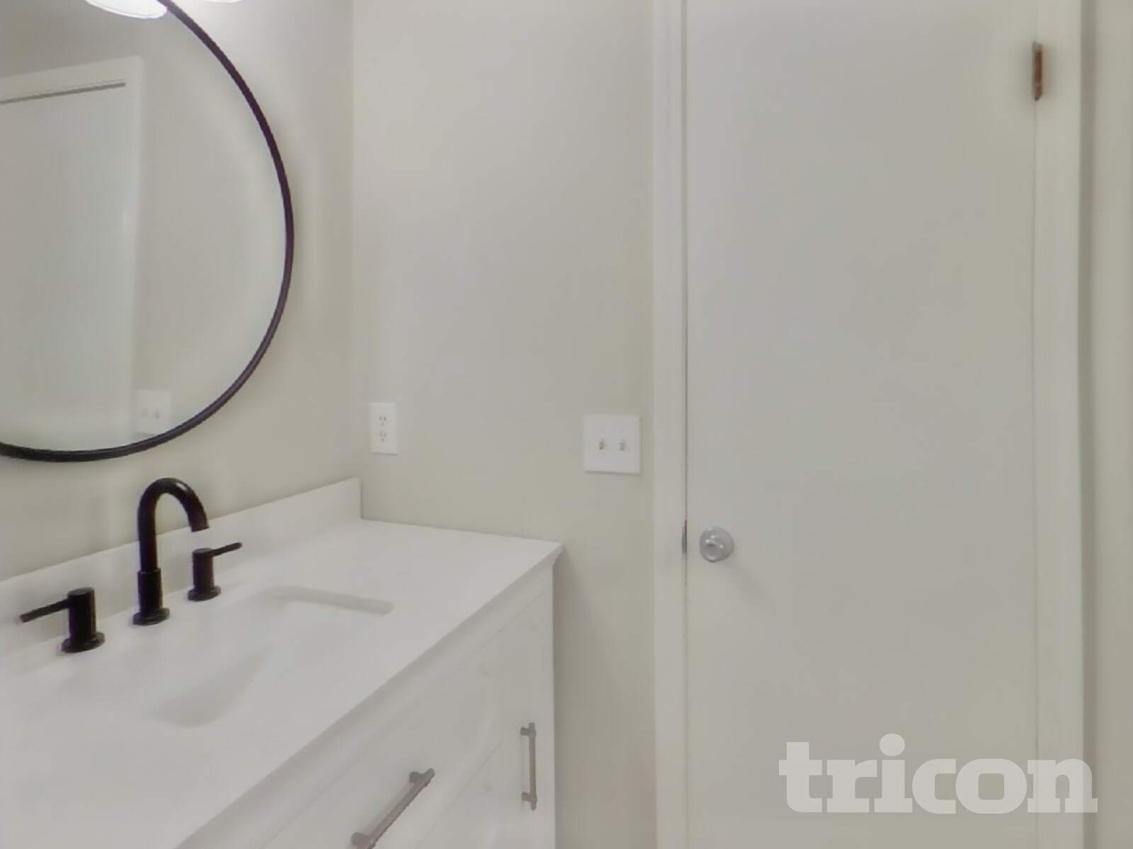 Building Photo - 6047 Carla Ct