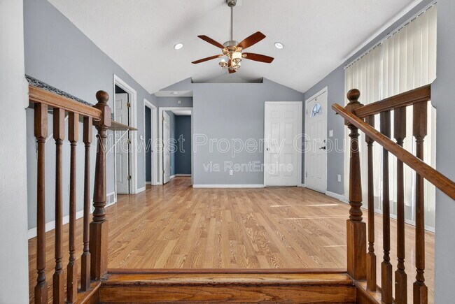 Building Photo - 153 Bascom Dr