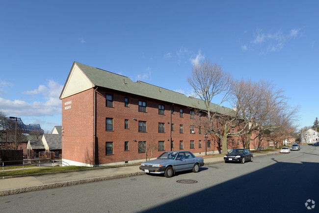 Building Photo - Heritage Heights