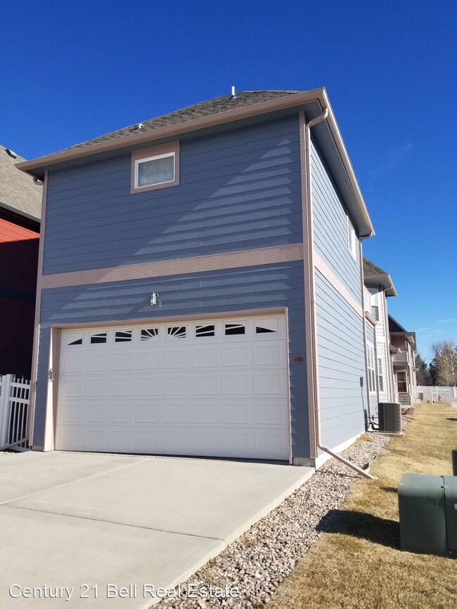 Primary Photo - 2 br, 2.5 bath House - 4006 Cobblestone Court