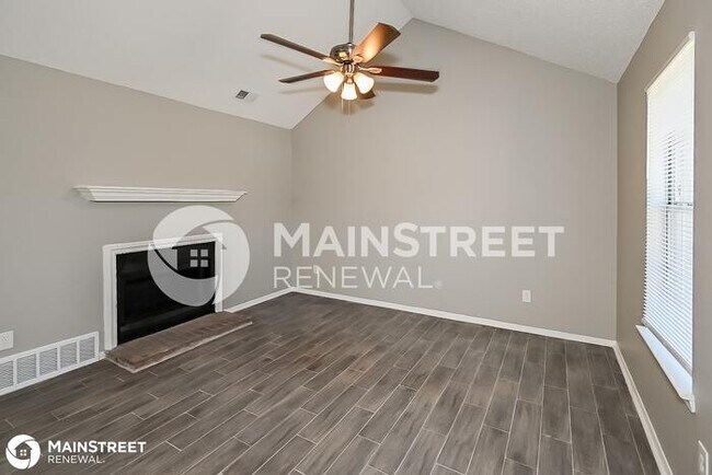 Building Photo - 4568 Summer Creek N, Memphis, TN 38141