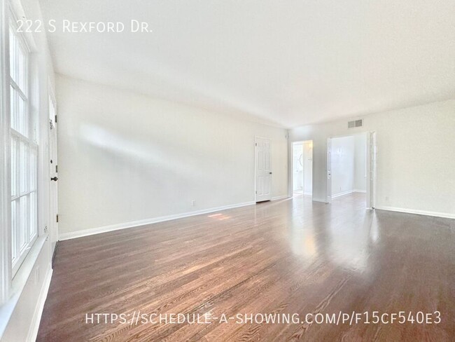 Building Photo - Beautiful updated spacious Studio + 1 Bath